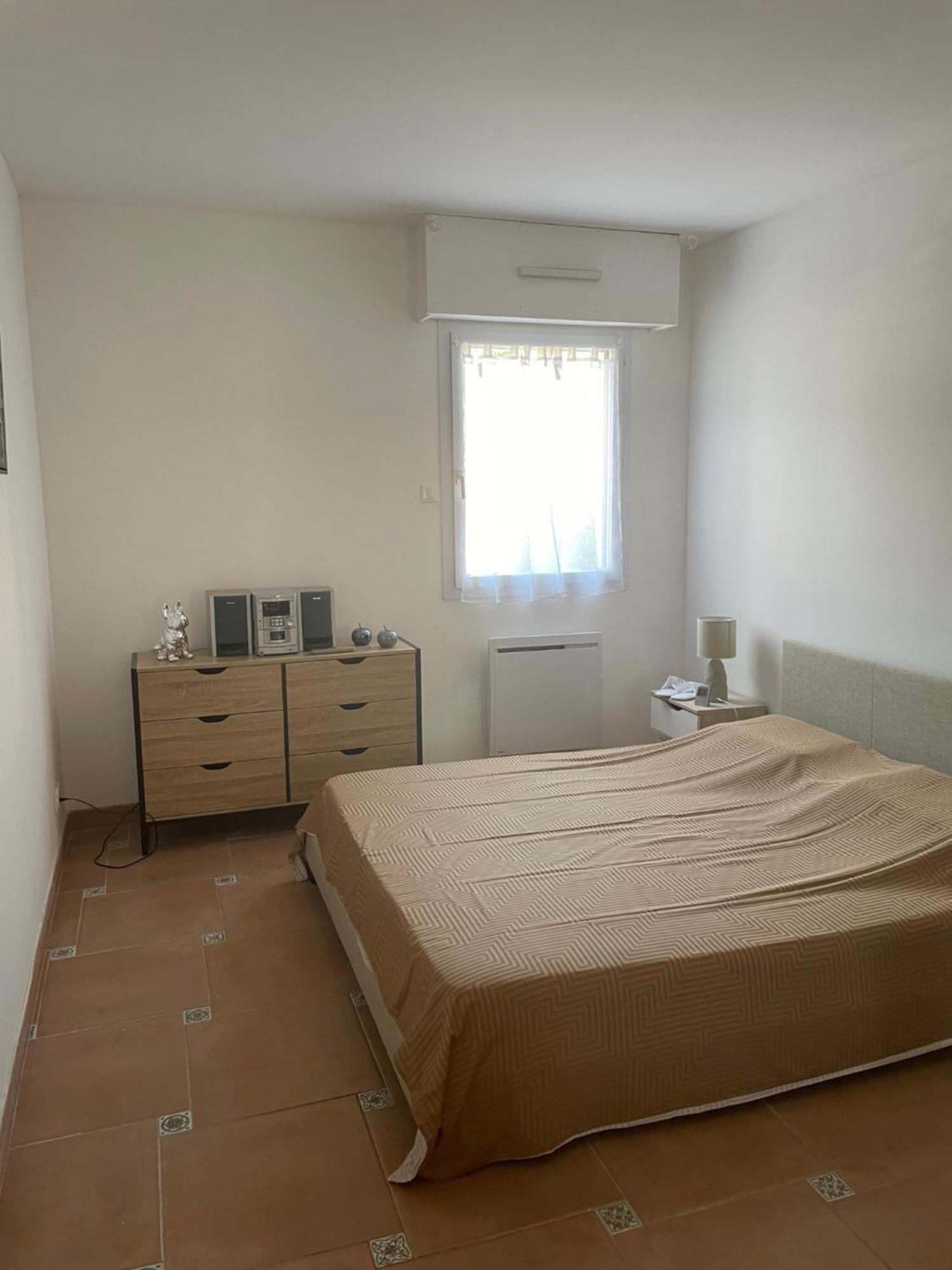 Apartment 2 Pieces Raphael Renove, Classe 4 Etoiles, 100 M Plages, Piscine, Tennis, Parc, Terrasse, Jardin Privatif *