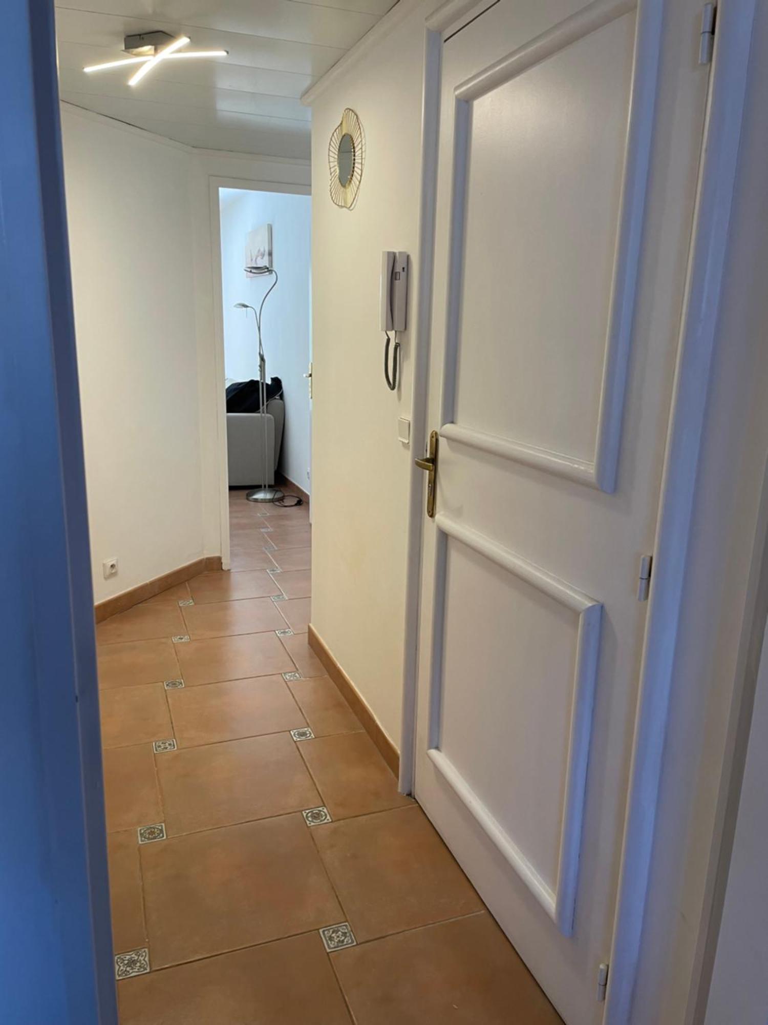Apartment 2 Pieces Raphael Renove, Classe 4 Etoiles, 100 M Plages, Piscine, Tennis, Parc, Terrasse, Jardin Privatif Saint-Raphaël