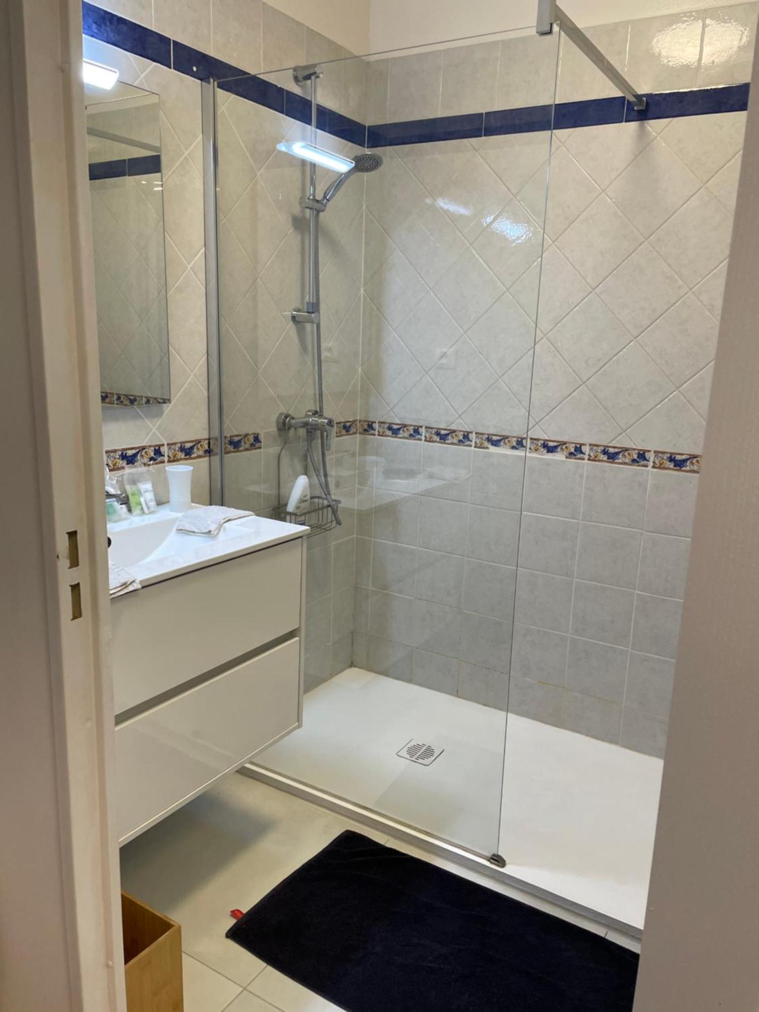 2 Pieces Raphael Renove, Classe 4 Etoiles, 100 M Plages, Piscine, Tennis, Parc, Terrasse, Jardin Privatif Apartment